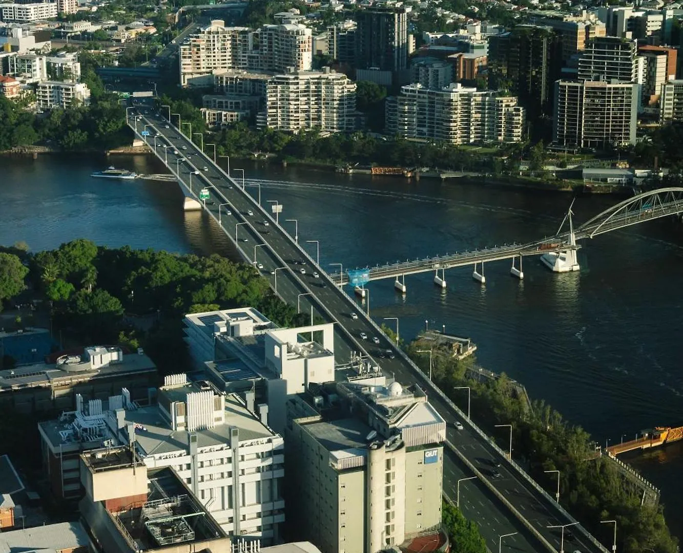 Apartment Qwr Escape River And City Views Brisbane