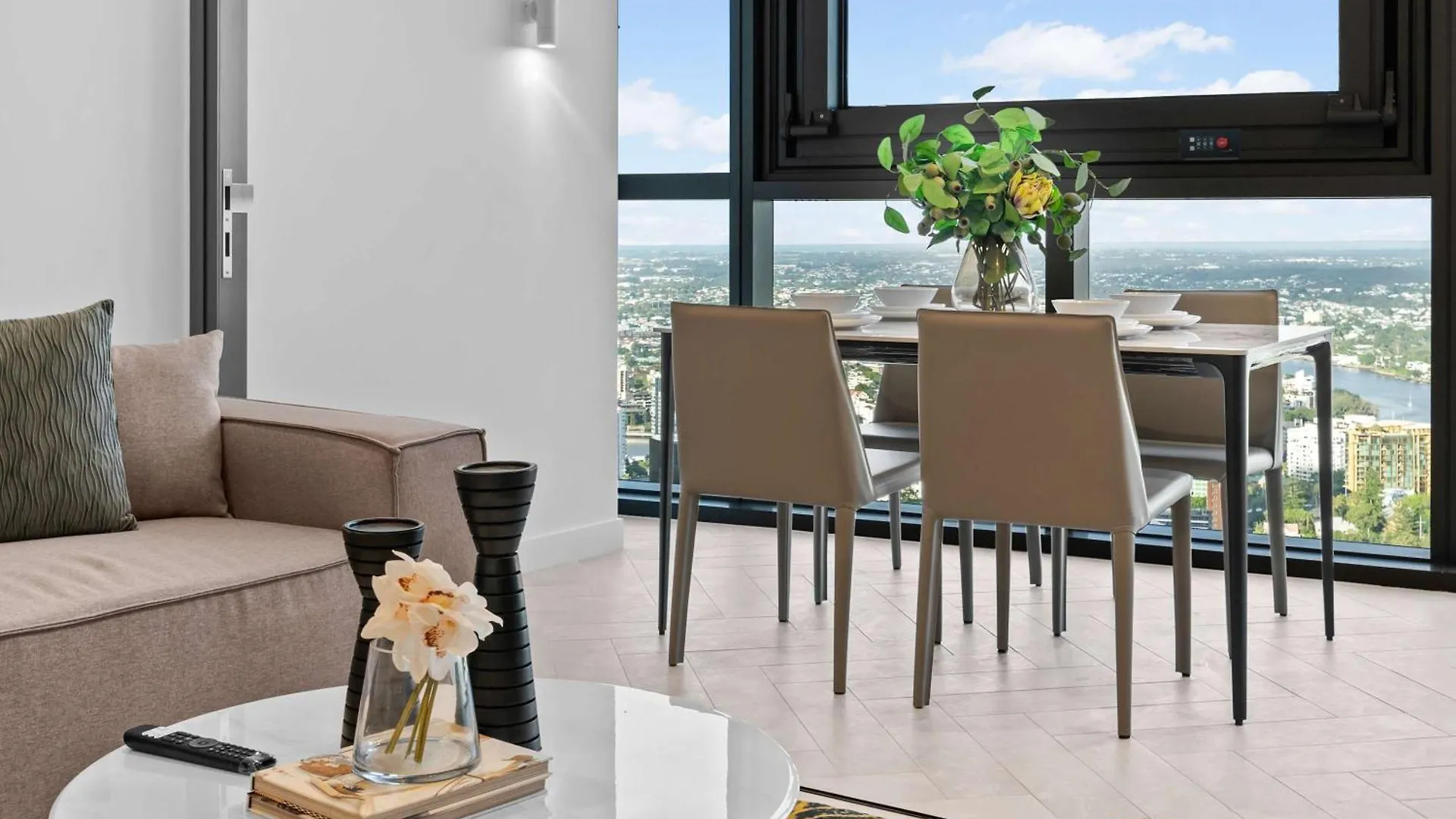 Qwr Escape River And City Views Brisbane 0*,