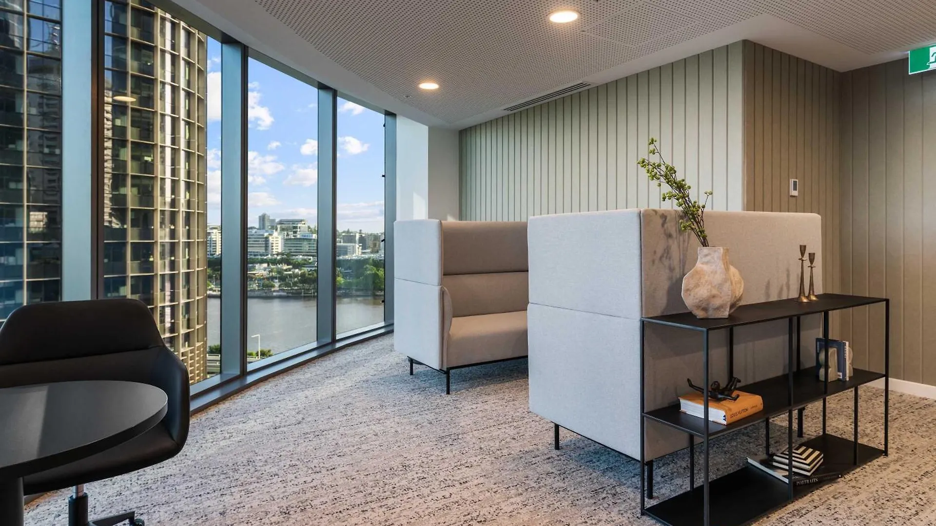 Qwr Escape River And City Views Brisbane Australia